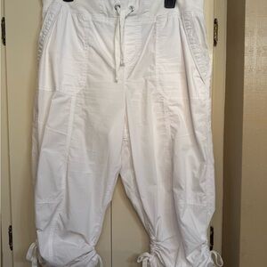 White Drawstring Women’s Capris